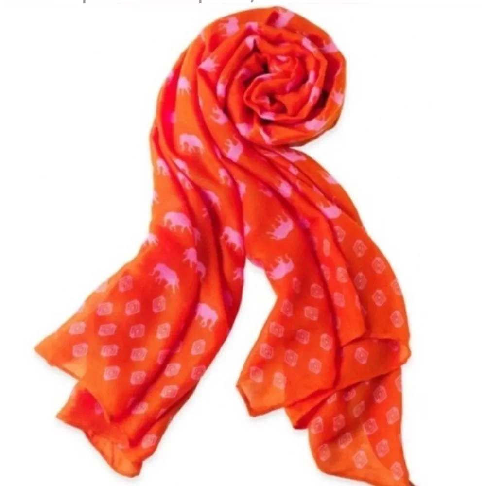 Stella & Dot Lightweight Elephant’s Scarf
